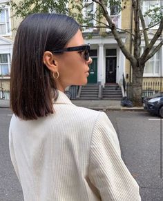 Sleek Short Hair, Mood Vibes, Vlasové Trendy, Short Hairdos, Vacation Mood, Brown Blonde Hair, Cute Hairstyles For Medium Hair