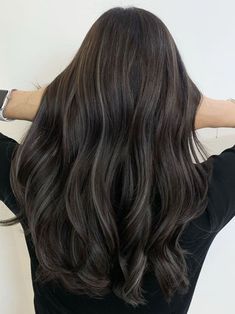 Hair Color Ideas For Brunettes Black, Balayage Korean Hair, Natural Color Ideas For Hair, Black Hair With Blended Highlights, Highlights For Black Hair Asian Straight, Black Asian Hair Highlights, Asian Hair Color No Bleach, Asian Highlights Hair Straight, Super Dark Brown Hair With Highlights