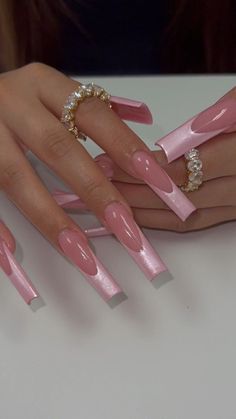 Pink On Pink Nails, Pink Metallic Nails, Glitter Nails Art, Nails Art Easy, Nails Art Simple, Easy Nails, Girly Acrylic Nails, Drip Nails, Arylic Nails