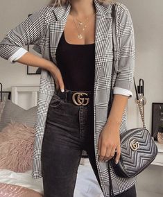 Teen Winter Outfits, Outfit Inspiration Women, How To Wear Leggings, Casual Outfits For Teens, Casual Outfit Inspiration, Mode Casual, Modieuze Outfits, Elegantes Outfit