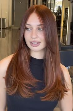 Vibrant Red Hair Color, Best Fall Hair Colors, Hairstyle Ideas For Long Hair, Vibrant Red Hair, Ideas For Long Hair, Chestnut Hair, Chestnut Hair Color, Red Hair Inspo, Honey Brown Hair