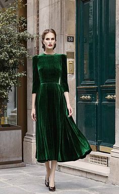 SLYTHERIN AF I would rock this. Look Retro, Stil Inspiration, Beauty Dress, Moda Vintage, Look Vintage, 가을 패션, Mode Vintage, Mode Inspiration