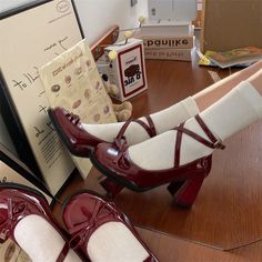 update.23.07 Woman Shoes, Thick High Heels, Square Toe Shoes, Dr Shoes, High Heels Shoes, Shoes Spring, Aesthetic Shoes, Swag Shoes, Mode Inspo