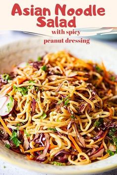 Spicy Peanut Dressing, Asian Pasta, Asian Noodle Salad, Peanut Salad, Asian Dressing, Asian Noodle Recipes, Asian Noodle, Cibo Asiatico, Peanut Dressing