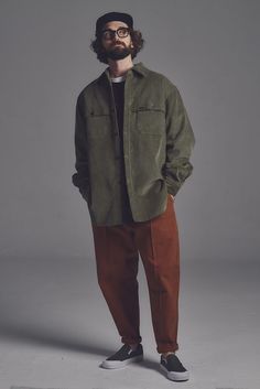 Explore 2024's Top 16 Masc Outfit Ideas - Vintage to Formal Men's Fashion Trends Pedro Pascal Outfit, Mens Fashion 2024, Masc Outfit Ideas, Masc Outfit, Top Outfit Ideas, Japanese Mens Fashion, Outfit Ideas For Men, Masc Outfits