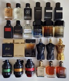 Jeremy Fragrance, Mens Aftershave, Perfume Collection Display, Gentleman Givenchy, Cologne Collection, Fragrance Lab, Best Perfume For Men, Best Fragrance For Men, Body Hygiene