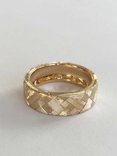 For Sale on 1stDibs - Dalben design 18 k yellow gold unisex band ring 'millerighe' handmade engraved . Height band 7,5 mm Ring size 10 3/4 US , 64 EU. The ring is completely Gold Rings For Men, Silver Aesthetic, Inexpensive Jewelry, Aesthetic Jewelry, Gold Ring Designs, Ring Size 10