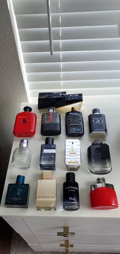 Men Skin Care Routine, Perfume Collection Fragrance, Perfume Scents, Best Fragrances, Fascinating Facts