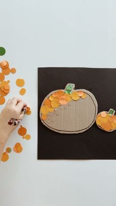 Autumn Crafts, Pre School, Halloween, Pumpkin Activities Preschool, Cardboard Projects, Pumpkin Activities, Fall Crafts, Preschool Activities, Fun Diys