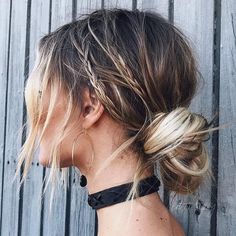 Sassy Updo Hairstyles, Rockstar Hairstyles For Women, Updos Casual, Messy Hair Look, Bohemian Hair, Luxy Hair, Updo Styles, Boho Hair, Ținută Casual