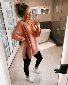 Mom Lazy Outfits, Teacher Mom Outfits, Outfit Ideas With Stuff In Your Closet, Lazy Sunday Outfit Fall, Comfortable Mom Style, Glasses Work Outfit, Everyday Women Outfits, Mom Outfits Winter Over 30, Casual Mom Style Winter