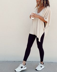 Feminine Athleisure, Outfits With Tennis Shoes, Mom Wardrobe, Casual Outfits For Moms, Knit Poncho, Legging Outfits