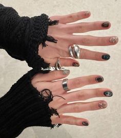 Short Nails, Silver Nails, Minimalist Nails, Swag Nails, Makeup Nails