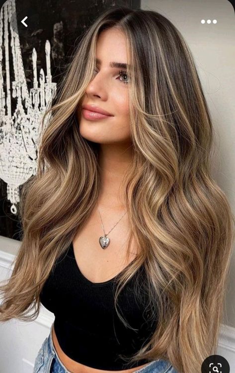 Blonde Brown Hair Color, Beige Blonde Balayage, Blonde Balayage Highlights, Kadeřnické Trendy, Brown Hair Inspo, Vlasové Trendy, Brunette Hair With Highlights, Brown Hair With Blonde Highlights, Beige Blonde