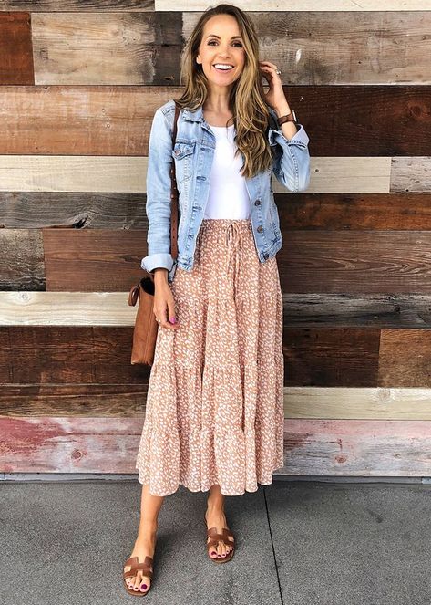 cute and casual summer outfit #summerootd #casual #style Woman Outfits, Skirt Labuh, Modest Outfit Ideas, Moda Curvy, Cute Modest Outfits, Mode Boho, Ținută Casual, Look Boho, Mode Casual