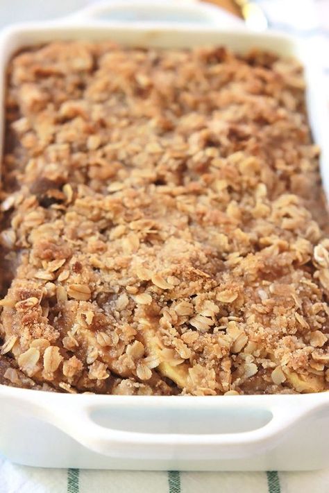 Raspberry Baked Oatmeal, Oatmeal Breakfast Recipes, Baked Oatmeal Breakfast, Pumpkin Baked Oatmeal, Healthy Baked Oatmeal, Baked Apple Oatmeal, Baked Oatmeal Healthy, Breakfast Oatmeal, Breakfast Oatmeal Recipes