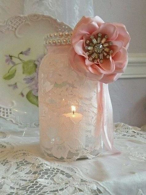 40+ Shabby Chic Decor Ideas and DIY Tutorials 2017 Shabby Chic Decor Ideas, Shabby Chic Weihnachten, Manualidades Shabby Chic, Chic Decor Diy, Baños Shabby Chic, Shabby Chic Bathroom Decor, Shabby Chic Wedding Decor, Chic Bathroom Decor, Cocina Shabby Chic