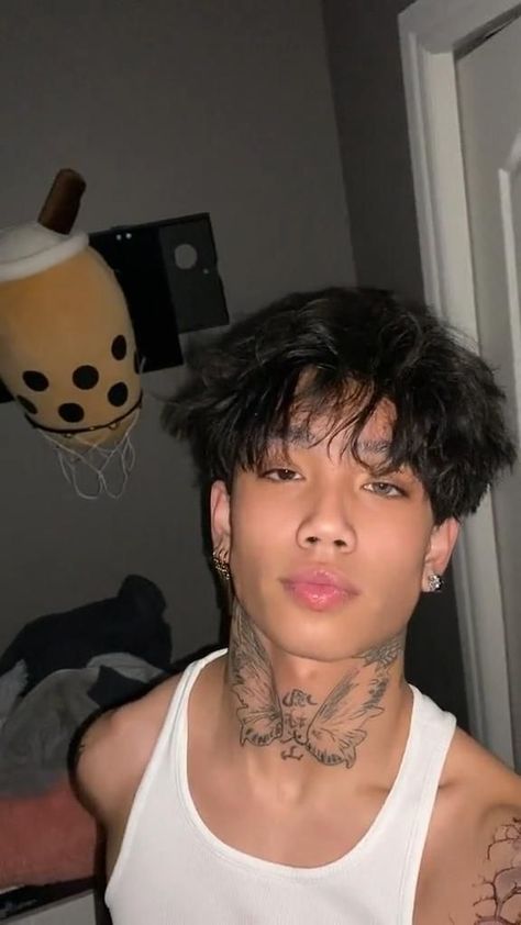 Nah I ain't puttin the rest of the lyrics❌ Adopted him from my fyp😁 | @naskae_1 on TikTok | Follow me cuz why not Attractive Light Skin Men, Asian Boy Haircuts, Filipino Guys, Cute Emo Guys, Edgars Haircut, Mixed Guys, Light Skin Men, Men Hair Color, Handsome Asian Men