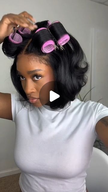 Geeta Hair Official Store on Instagram: "So elegant this is so natural, must have to try 😍  If you like this wig comment 𝐥𝐢𝐧𝐤 I'will DM you😉 Follow @geetahair_com to see more #hairinspiration  🛒🛒2024 NEW YEAR SALE 💥Use code 𝐒𝐚𝐥𝐞𝟐𝟓 get upto 50%+extra 25% OFF 🙋‍🙋‍100% soft human hair! Worth the price!  #geetahair #geeta #geetawigs #xuchangwigs #wigvendor #wigfactory #blackfridaywigsale #wiginstalltutorial #lacefrontal #hairreview #lacewigs #chocolategirl #wiginstall #hairstyle #althairstylist #wigtrendy #laceclosure #customwigs #gluelesswig #whatlace #wigsforblackwomen" Essence Hairstyles For Black Women, Short Hair Hairstyles For Black Women, Curly Short Wigs For Black Women, Romance Curl Weave Hairstyles, How To Style Bob Wig, Short Body Wave Wig Hairstyles, Hairstyles For Medium Length Hair With Layers Black Women, How To Style A Bob Wig, Bob With Closure Quick Weave