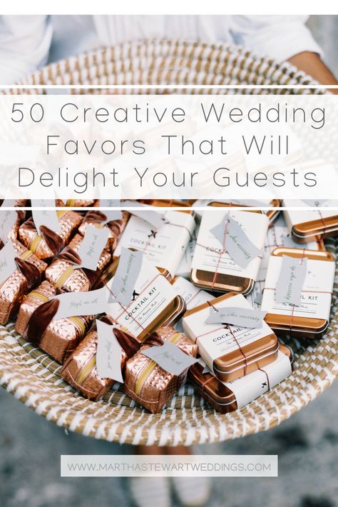 Original Wedding Favors, Gift Wedding Ideas Guest, Favor Wedding Ideas, Good Wedding Favors, Gifts Wedding Guests, Wedding Favours For Guests Diy Ideas, Creative Wedding Gifts For Guests, Clever Wedding Favors, Favor Gifts Ideas