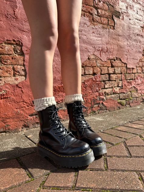 Dr Marten Platform Boots, Doc Martens Boots With Socks, Shoes Aesthetic Doc Martens, Platform Docs Aesthetic, Platform Doc Boots, Platform Doc Martens Boots, Dr Martins Aesthetics, Docs Shoes Outfits, Doc Martens Winter Boots