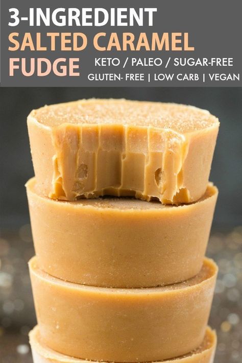 Caramel Fudge made HEALTHY! This easy 5-minute salted caramel fudge is smooth, creamy and melts in your mouth! Made with just 3 ingredients, it's a ketogenic and low carb dessert made dairy-free! Quick and easy to make, it's perfect for a healthy dessert or treat to enjoy anytime! #vegandessert #ketodessert #ketorecipe #paleodessert #dairyfree #glutenfree Dolce Poche Calorie, Keto Fudge, Postre Keto, Salted Caramel Fudge, Keto Candy, Caramel Fudge, Low Carb Dessert, Keto Brownies, Low Carb Vegan