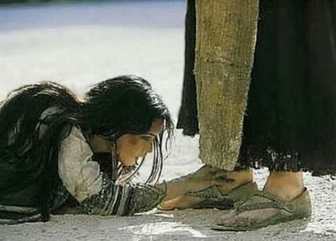 At the feet of Jesus...where i am made whole. Adulterous Woman, Mary Magdalene, Jesus Christus, Jesus Images, Jesus Art, Jesus Is Lord, Jesus Pictures, Jesus Loves Me, God Jesus