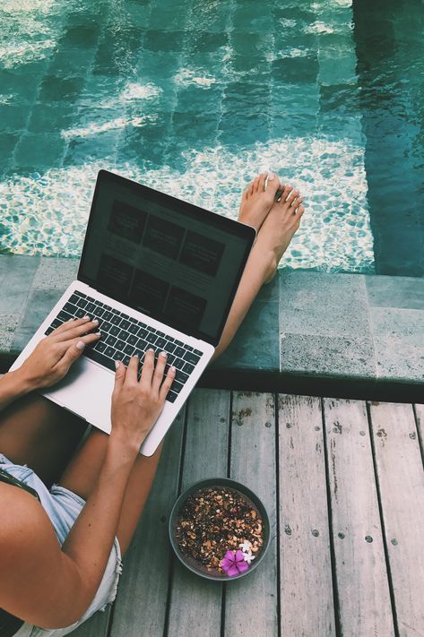 Find a remote job and work remotely! Working From Anywhere Aesthetic, Work From Laptop Aesthetic, Work From Anywhere Images, Work By The Beach, New Remote Job Aesthetic, Work Remote Aesthetic, Remote Worker Aesthetic, Work From Home Job Aesthetic, Travel And Work Aesthetic