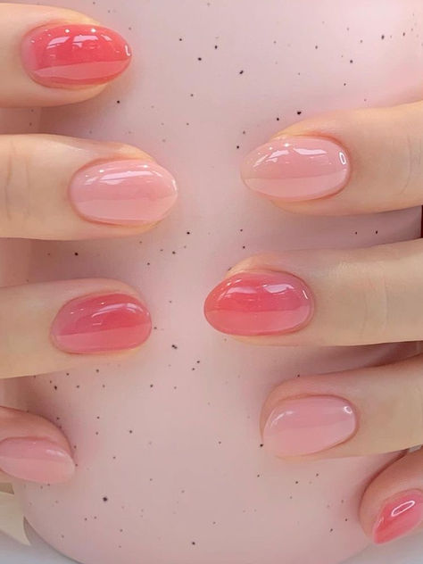 short pink nails: two tone jelly nails Short Nails Design Pink, Cute Short Nails Pink, Pink Simple Nail, Pink Nail Ideas Short, Short Nail Pink, Korean Pink Nails, Cute Pink Short Nails, Pink Nails Korean, Pink Gel Nails Ideas