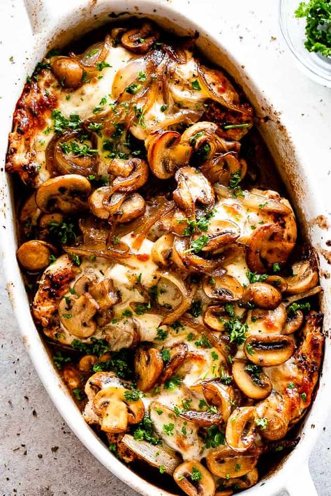 Cheesy Baked Chicken With Mushrooms, Baked Chicken With Mushrooms, Recipe For Baked Chicken, Baked Chicken And Mushrooms, Caramelized Mushrooms, Chicken Breast Dishes, Cheesy Baked Chicken, Chicken With Mushrooms, Baked Chicken Breasts