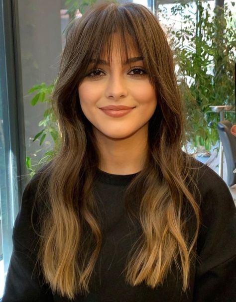 Wispy Long Hairstyle with Bangs Sunkissed Blonde, Layered Haircuts With Bangs, Fringe Haircut, How To Cut Bangs, Straight Bangs, Fringe Hairstyles, Trendy Haircuts, Long Hair With Bangs, Long Wavy Hair