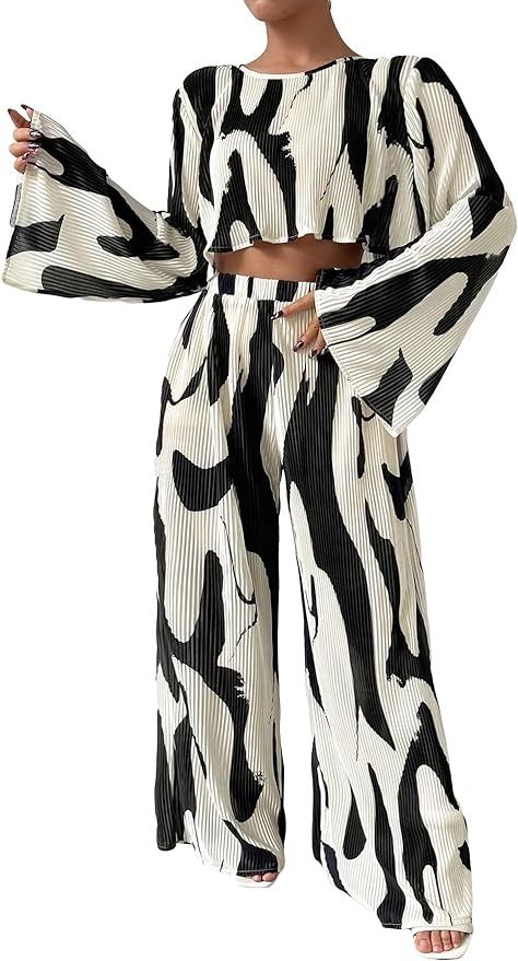 Amazon.com: Verdusa Women's 2 Piece Outfits Loose Bell Sleeve Pleated Crop Top and Wide Leg Pants Set : Clothing, Shoes & Jewelry Pleated Crop Top, Top And Wide Leg Pants, 2 Piece Outfits, Bell Sleeve, Jumpsuits For Women, Leg Pants, Wide Leg Pants, Pants Set, Bell Sleeves