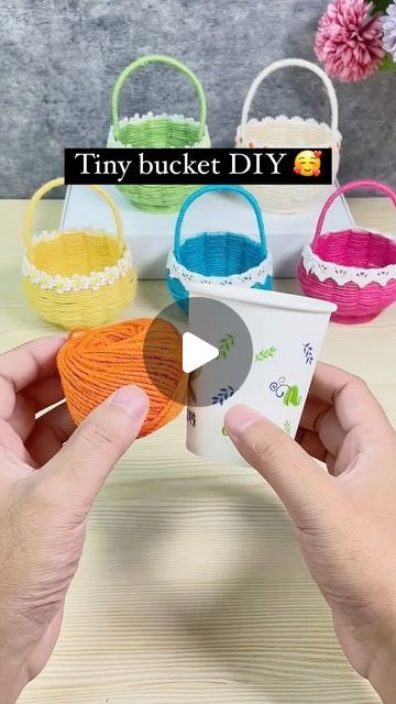 ARTWORK DAILY🎨 on Instagram: "Little bucket DIY to try with your kids ☺️ How cool is this?🥰 Artist 32033905611 on Doüyin" Spring Paper Crafts, Paper Flower Basket, Boho Basket Decor, Tiny Baskets, Kids Room Storage Solutions, Paper Storage Ideas, Basket Upcycle, Bucket Diy, Bucket Crafts