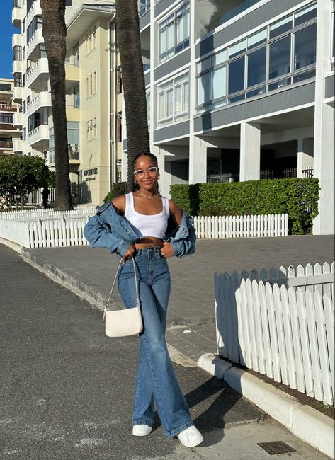 Everyday Casual Outfits Mid Size, Slim Black Girls Outfit Style, School Party Outfit Ideas, Tall Girl Outfits Black Women, Neat Casual Outfits, Looks Jeans, Cute Modest Outfits, Effortlessly Chic Outfits, Casual Day Outfits