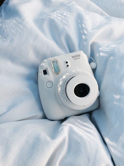 Polaroid Camera Ideas, Light Blue Icons:), Photo Bleu, Instax Camera, Cute Blue Wallpaper, Everything Is Blue, Facebook Layout, Alice Blue, Baby Blue Aesthetic