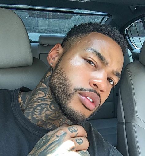 Black Men Beard Styles, Tatted Men, Black Men Fashion Urban, Men's Facial Hair, Black Men Beards, Mens Facial Hair Styles, Black Men Street Fashion, Black Men Hairstyles, Gorgeous Black Men