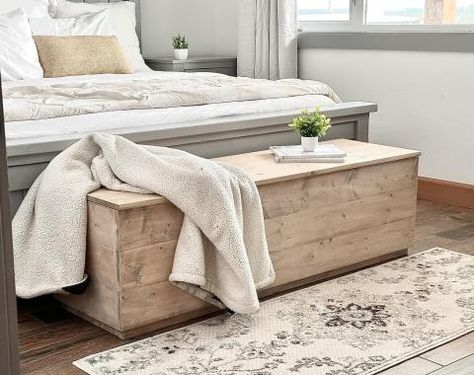 Bed Chest, Wrap Presents, Maximum Storage, Project Plan, Wood Trunk, Occasional Seating, Easy Build, Farmhouse Bedding, Bench Plans