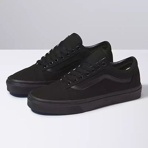 vans Estilo Vans, Vans Classic Old Skool, All Black Vans, Tennis Vans, Vans Vintage, Diamond Shoes, Vans Old School, Vans Womens, Old School Vans