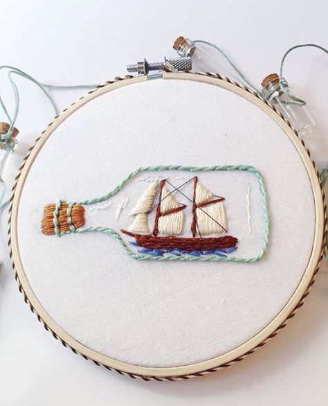 Hand Embroidery Inspiration Patchwork, Sailing Embroidery, Marine Embroidery, Embroidery Icons, Nautical Embroidery, Ship In A Bottle, Themed Home Decor, Embroidery Hoop Crafts, Diy Gift Set