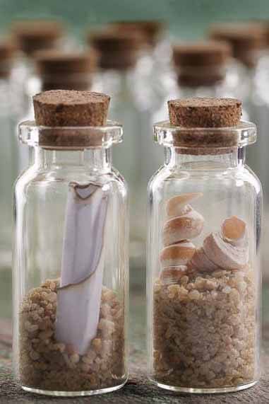 12 Glass Favor 2" Cork Top Bottles 10ml Crafts With Glass Jars, Liquor Bottle Crafts, Tiny Jars, Small Glass Bottles, Glass Bottle Diy, Glass Bottles With Corks, Mini Glass Bottles, Beach Themed Party, Bottle Jewelry