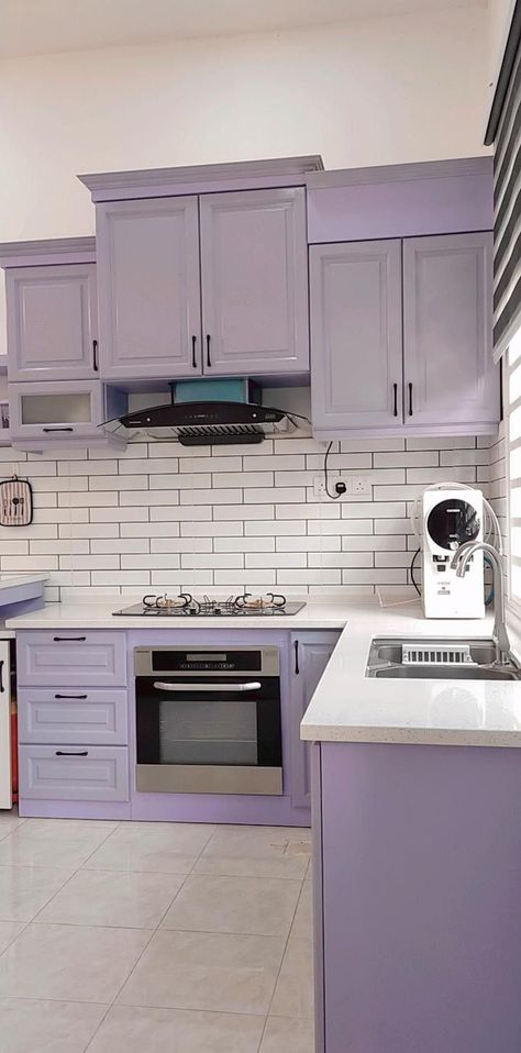 Lavender And Grey Kitchen, Lilac Kitchen Ideas, Lavander Kitchens, Kitchen With Purple Accents, Light Purple Kitchen Cabinets, Purple Backsplash Kitchen, Lilac Kitchen Cabinets, Purple Cabinets Kitchen, Lavender Kitchen Cabinets