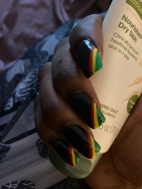 Rasta Color Nails, Jamaica Nails Designs, Rasta Nails Design, Bob Marley Nails, Juneteenth Nails, Jamaica Nails, Rasta Nails, Nail Decor, Rasta Colors