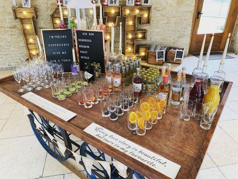 GIN TIME ⏰ . . Stunning drinks reception last Spring!! 😍 . Who doesn’t love a gin bar!? #weddingreception #gintime #weddingideas… | Instagram Gin Bar Ideas, Gin Party, Kingscote Barn, Drinks Reception, Wedding Infographic, Gin Recipes, Gin Bar, Festival Inspiration, Reception Party