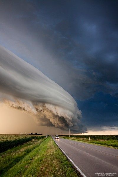 Storm Sky. Storm Clouds, Meteorology, Matka Natura, Wild Weather, Natural Phenomena, Alam Yang Indah, Beautiful Sky, Science And Nature, Tornado