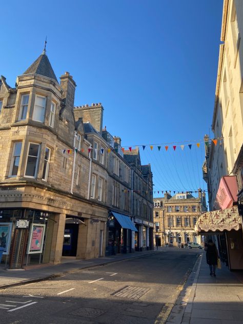 Church St, St Andrews Scotland St Andrews, Saint Andrews Scotland, St Andrews University Aesthetic, St Andrews Aesthetic, Glasgow Architecture, Scottish Town, University Of St Andrews, University Inspiration, Scotland Aesthetic