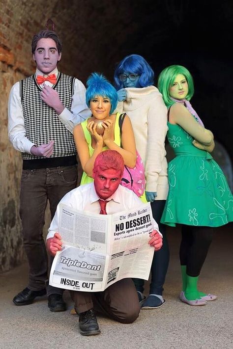 Fear, Joy, Sadness, Disgust & Anger (Cosplay by Unknown) #InsideOut Creative Cosplay, Best Group Halloween Costumes, Group Cosplay, Cute Group Halloween Costumes, Matching Halloween Costumes, Cosplay Inspiration, Diy Kostüm, Halloween Costumes Friends, 사진 촬영 포즈