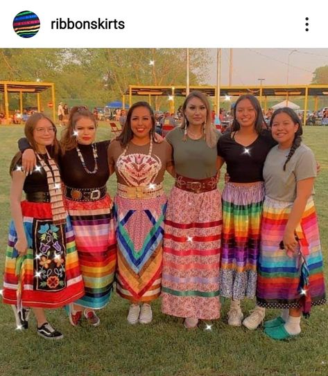 Patchwork, Indigenous Women Regalia, Choctaw Ribbon Skirt, Ribbon Skirt Regalia, Native American Skirt, Ojibwe Traditional Regalia, Pow Wow Outfit, Ribbon Skirts Native American Ideas, Native American Ribbon Skirts Pattern