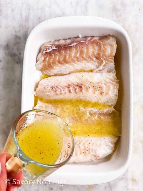 Cod Recipes Oven, Baked Walleye, Baked Whole Fish, Oven Baked Cod, Lemon Baked Cod, Baked Cod Recipe, Easy Garlic Butter, Baked Haddock, Haddock Recipes