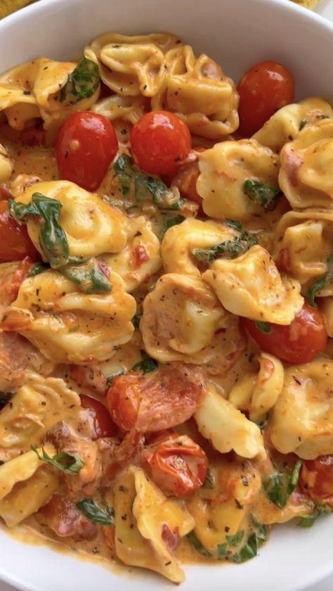 Creamy Tortellini with Tomatoes by gigimadanipour | Quick & Easy Recipe | The Feedfeed Potato Hash Recipe, Creamy Tortellini, Spinach Tortellini, Sausage Tortellini, Tortellini Pasta, Tortellini Recipes, Sausage Dishes, Salad Pasta, Cheese Tortellini