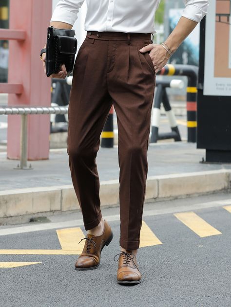 Trouser Pants For Men Outfit, Pleated Tapered Pants Men, Brown Mens Dress Pants, Cloth Pants Outfit Men, Mens Tapered Pants Outfit, Tapered Trousers Outfit Men, Style Brown Pants Man, Carrot Fit Pants Men, Brown Pant Outfits Men